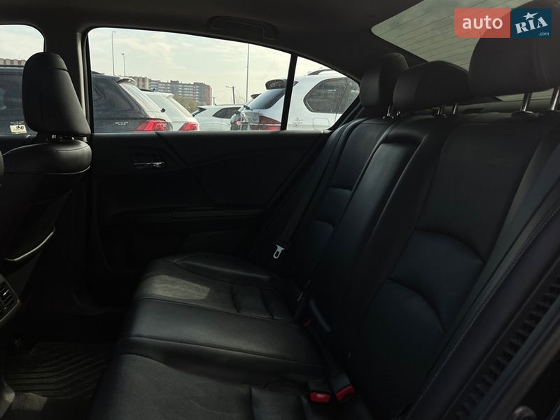 Седан Honda Accord 2014 в Львове