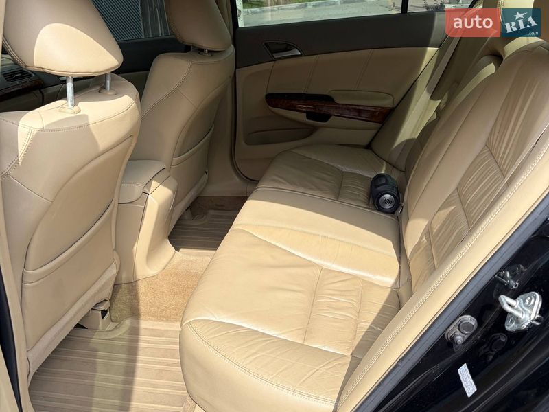Седан Honda Accord 2008 в Днепре