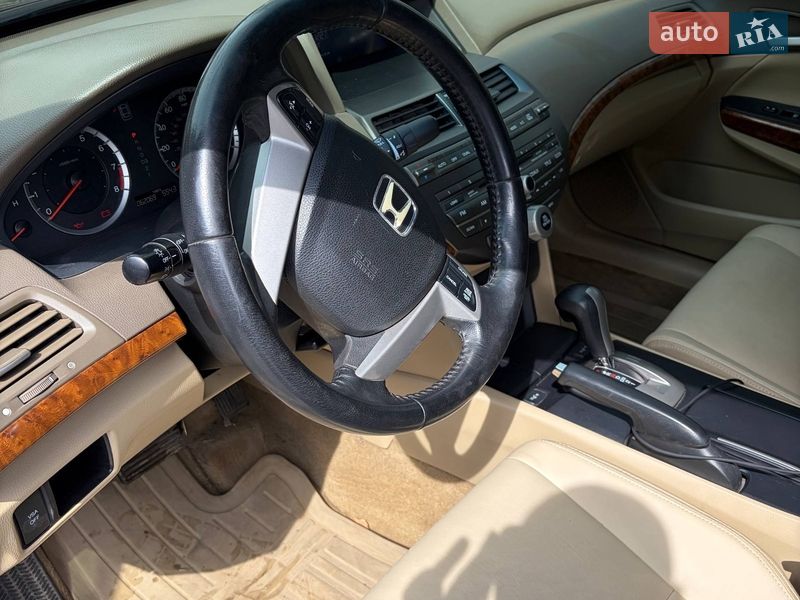 Седан Honda Accord 2008 в Днепре