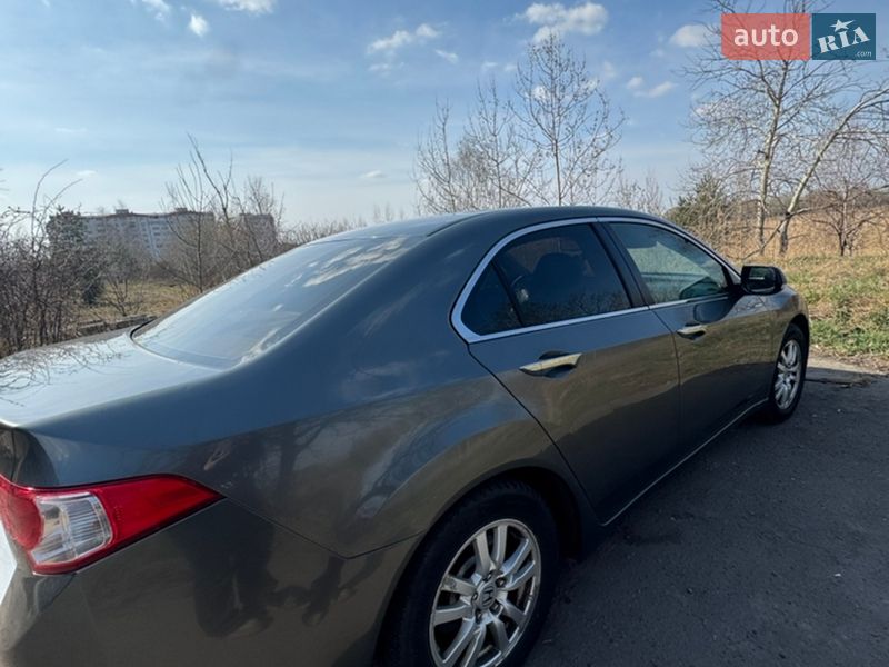 Седан Honda Accord 2009 в Шептицькому