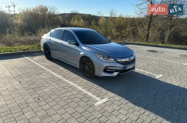 Седан Honda Accord 2017 в Львове