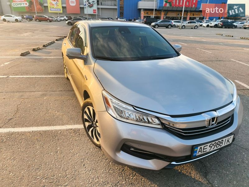 Седан Honda Accord 2017 в Днепре