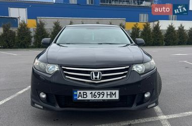 Седан Honda Accord 2010 в Хмільнику