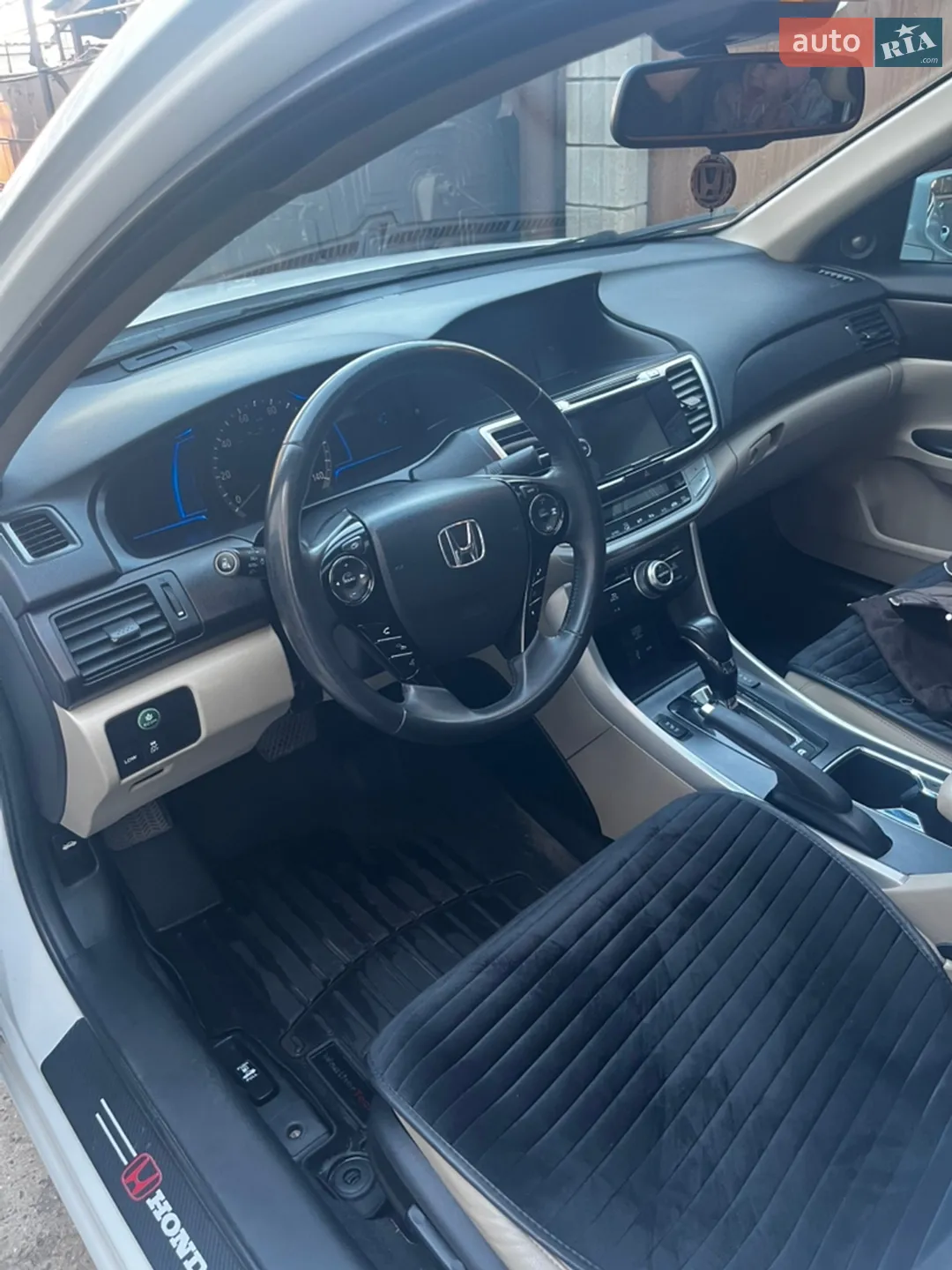 2015 Honda Accord - мініатюра 3