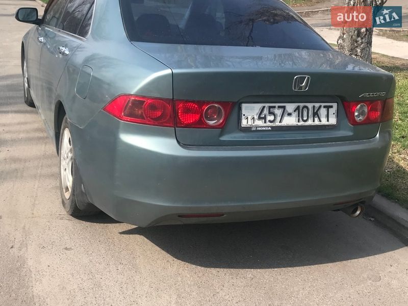 Седан Honda Accord 2003 в Киеве