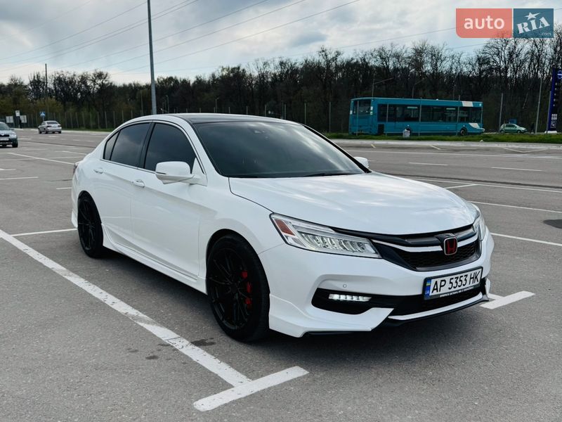 Седан Honda Accord 2017 в Дніпрі