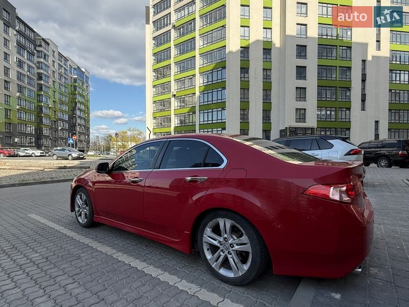 Седан Honda Accord 2012 в Ивано-Франковске
