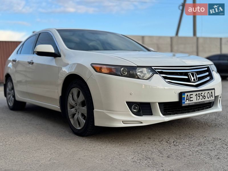Седан Honda Accord 2010 в Днепре