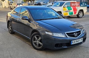 Седан Honda Accord 2004 в Києві