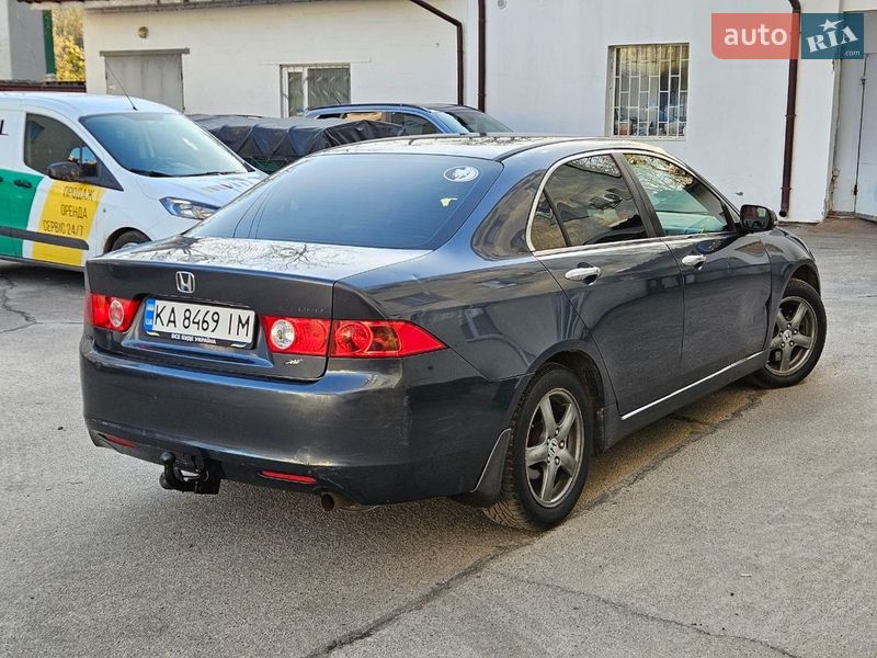 Седан Honda Accord 2004 в Киеве фото 3 Седан Honda Accord 2004 в Киеве