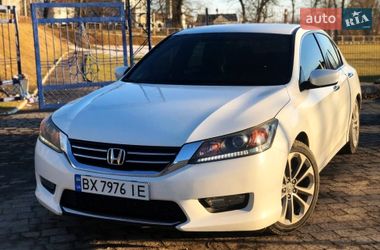 Седан Honda Accord 2013 в Городку