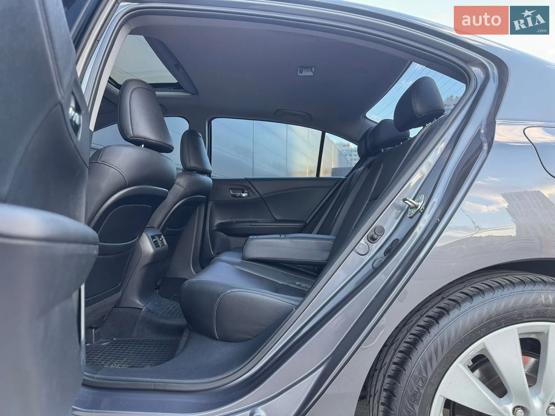 2013 Honda Accord - мініатюра 32