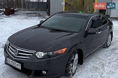 Седан Honda Accord 2010 в Ізюмі