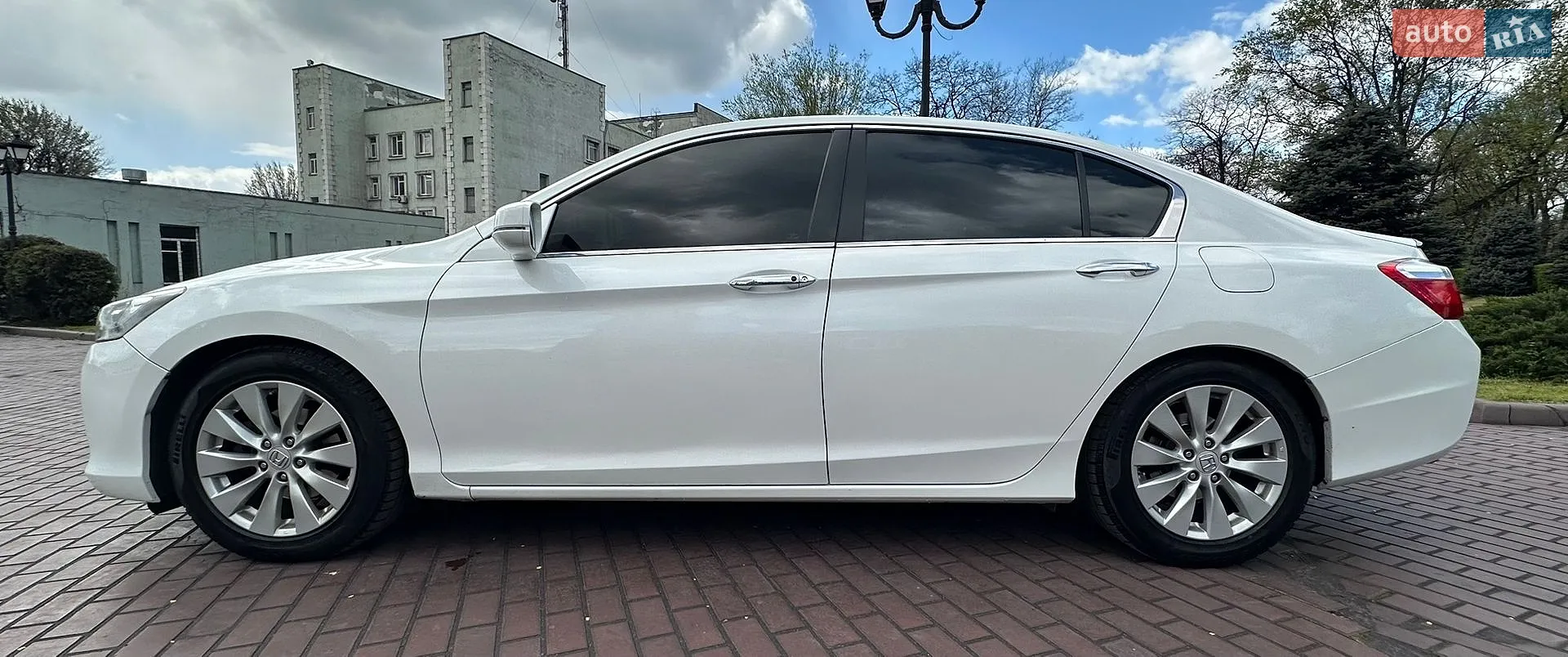 2013 Honda Accord - мініатюра 11