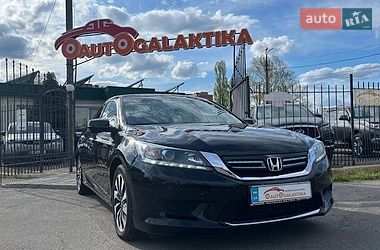 Седан Honda Accord 2015 в Миколаєві