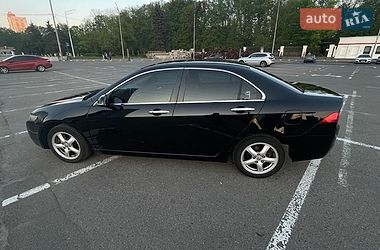 Седан Honda Accord 2005 в Киеве