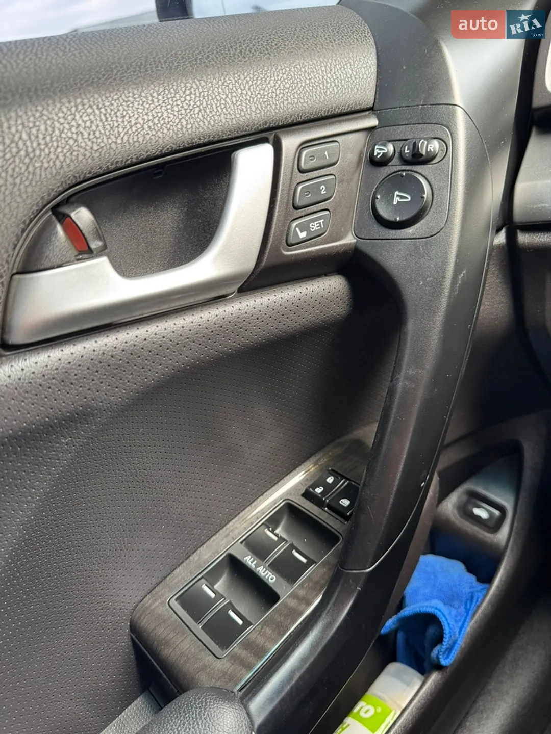 2011 Honda Accord - мініатюра 28