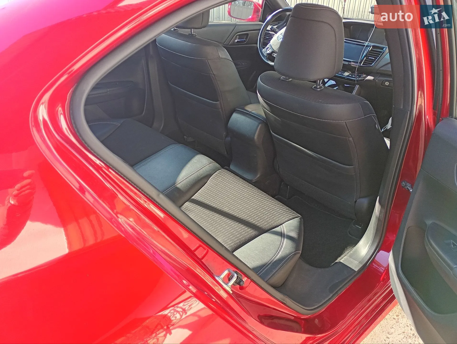2016 Honda Accord - мініатюра 18