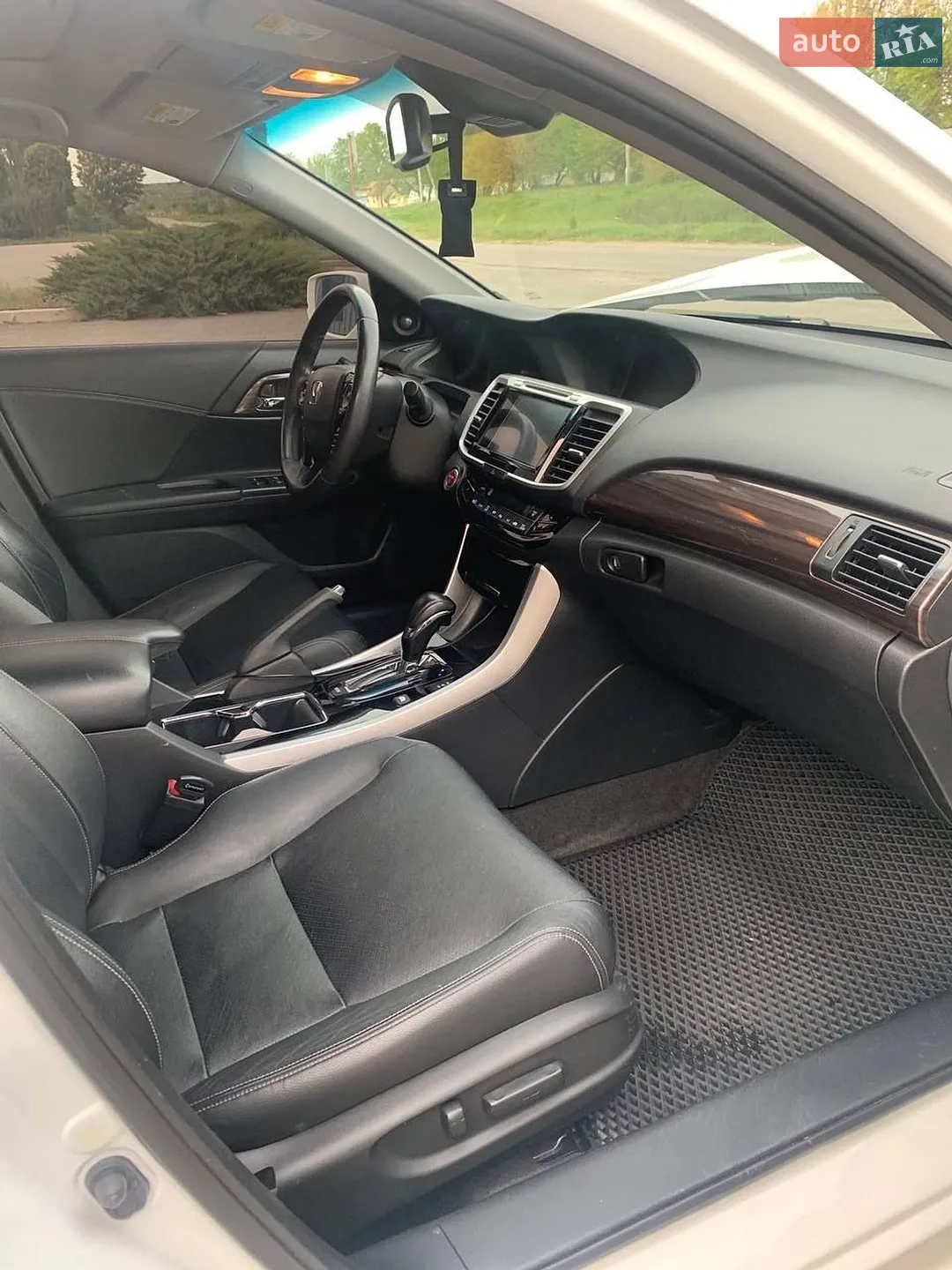 2017 Honda Accord - мініатюра 9