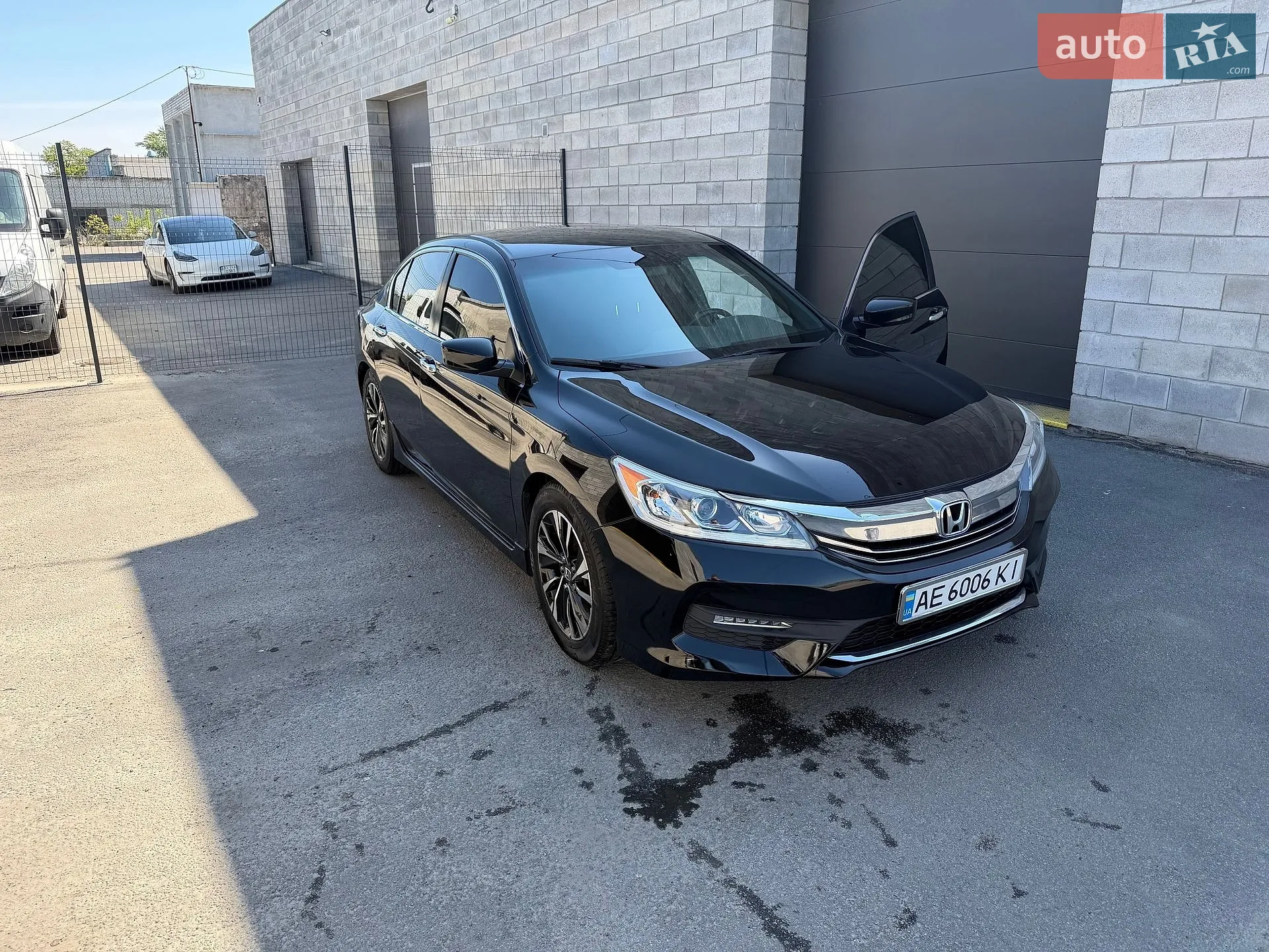 2017 Honda Accord - мініатюра 2