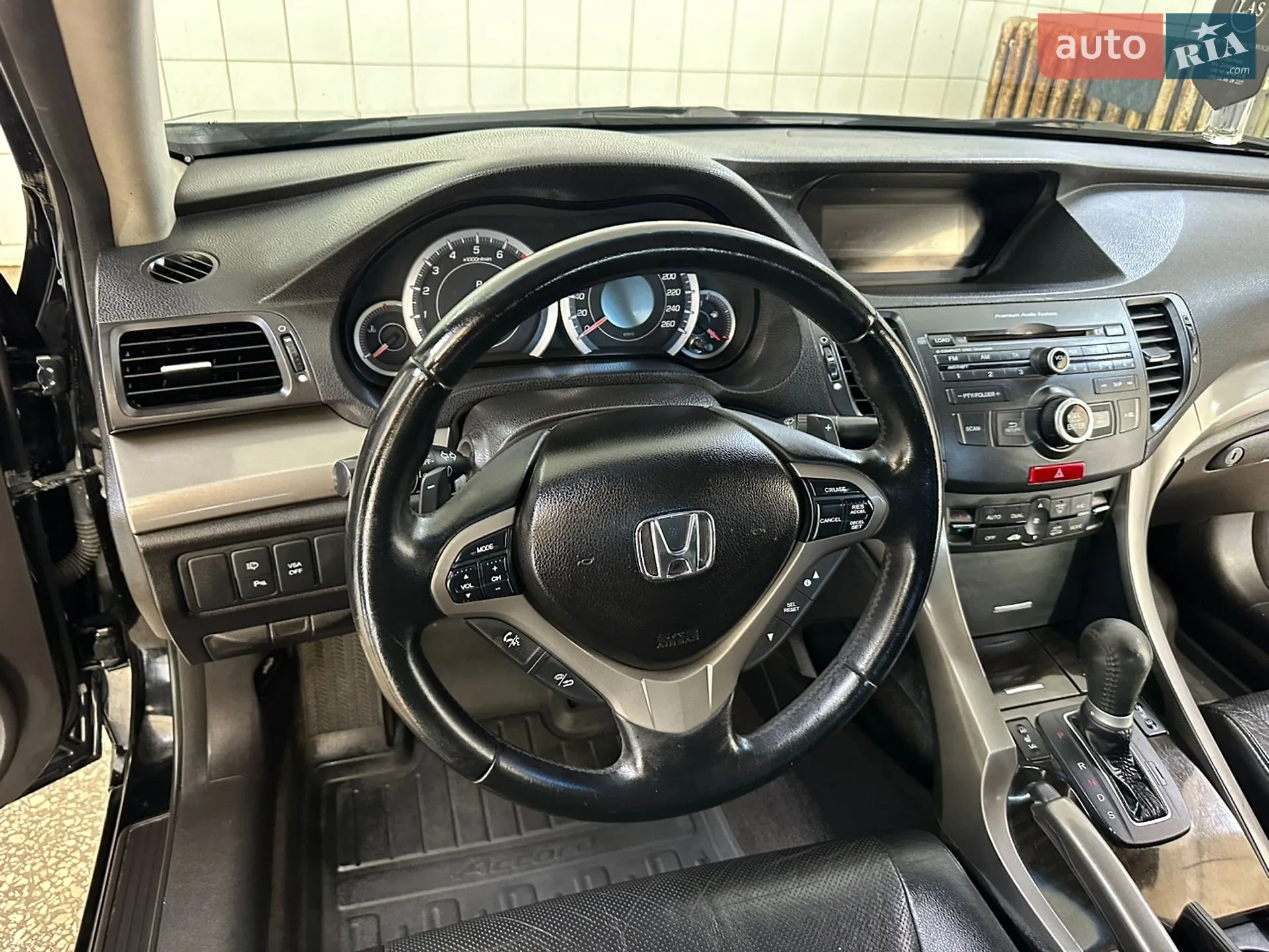 2010 Honda Accord - мініатюра 12