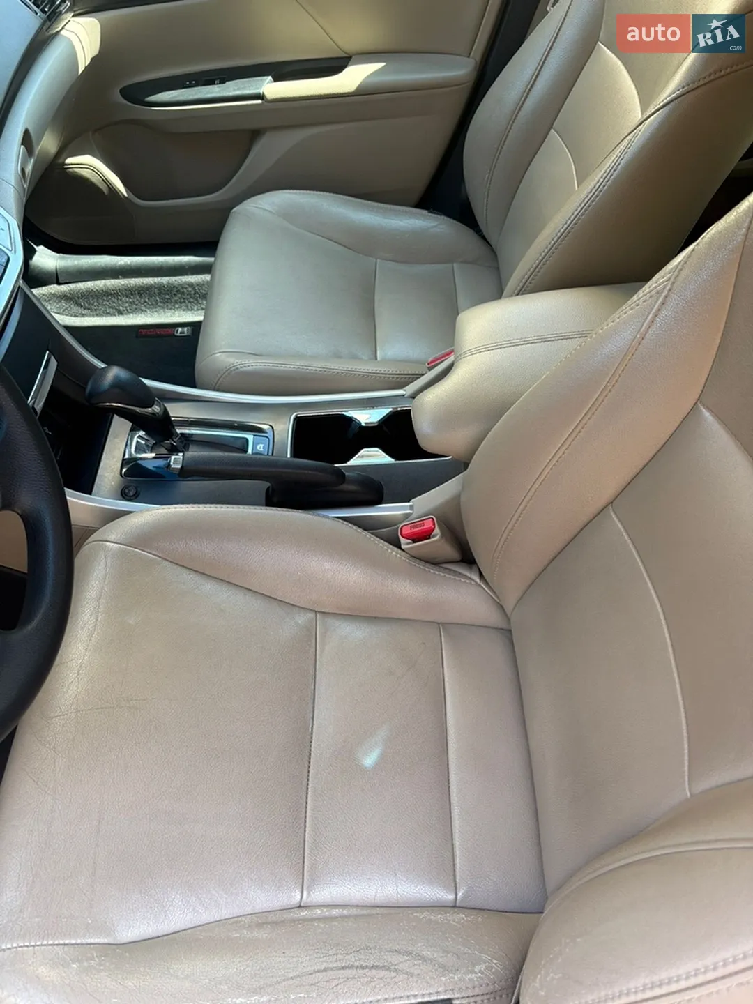 2015 Honda Accord - мініатюра 17