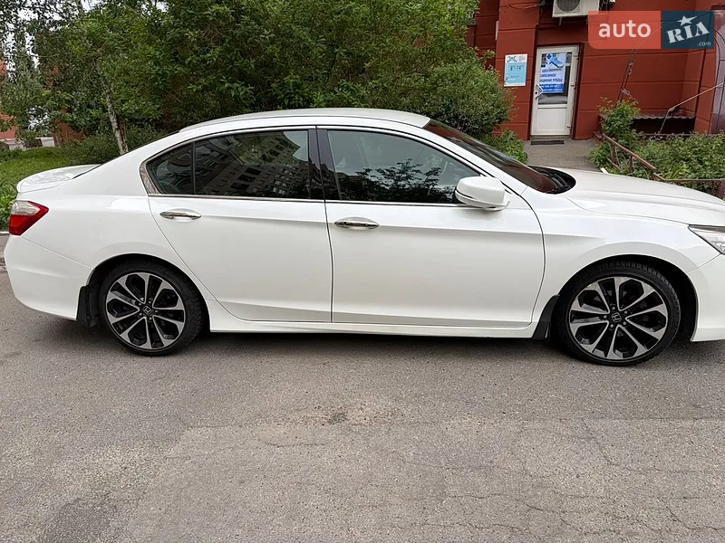 Honda Accord 2016 VIN 1HGCR2F31GA237683 фото оголошення 12 з 47