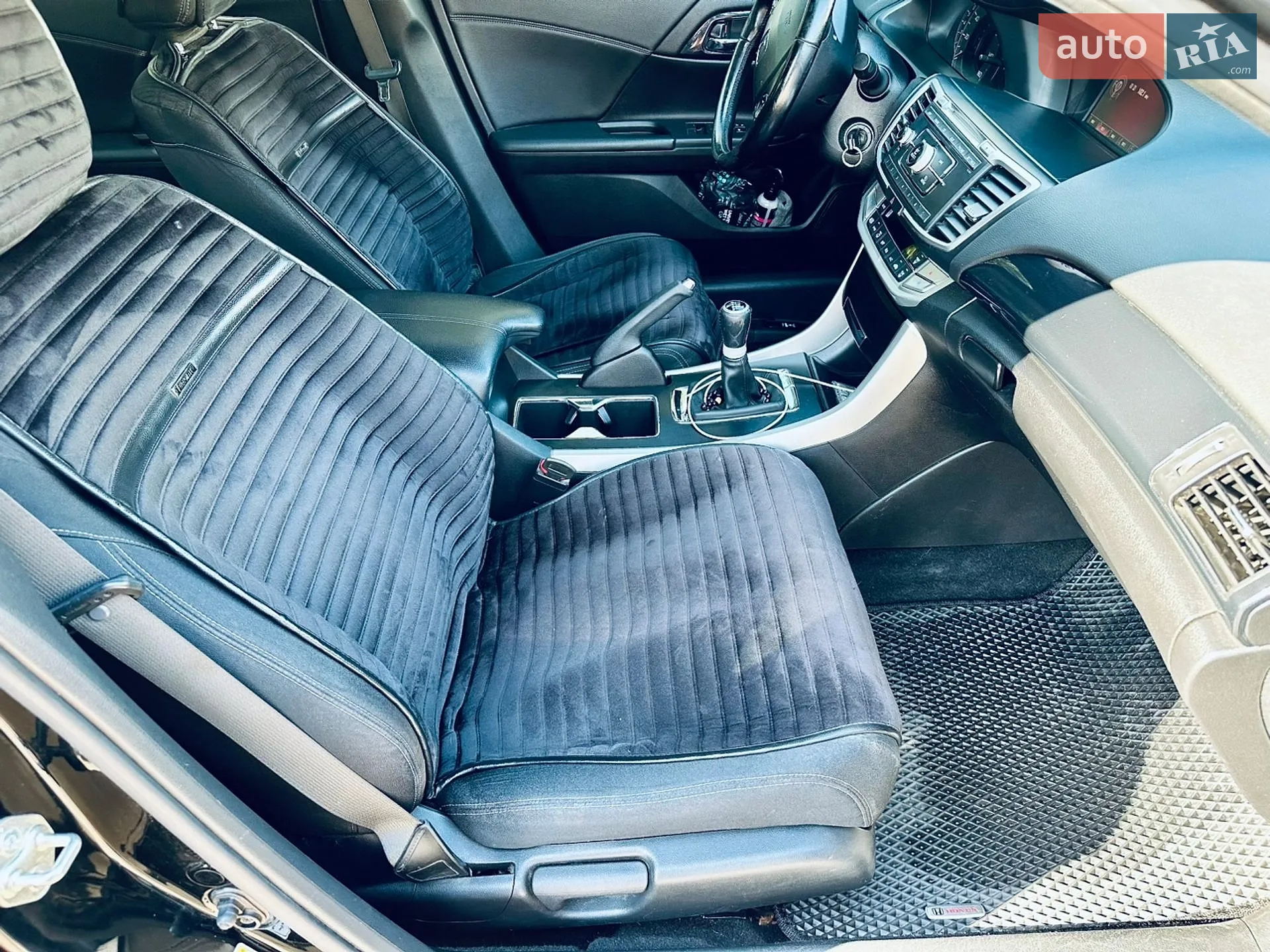 2014 Honda Accord - мініатюра 2