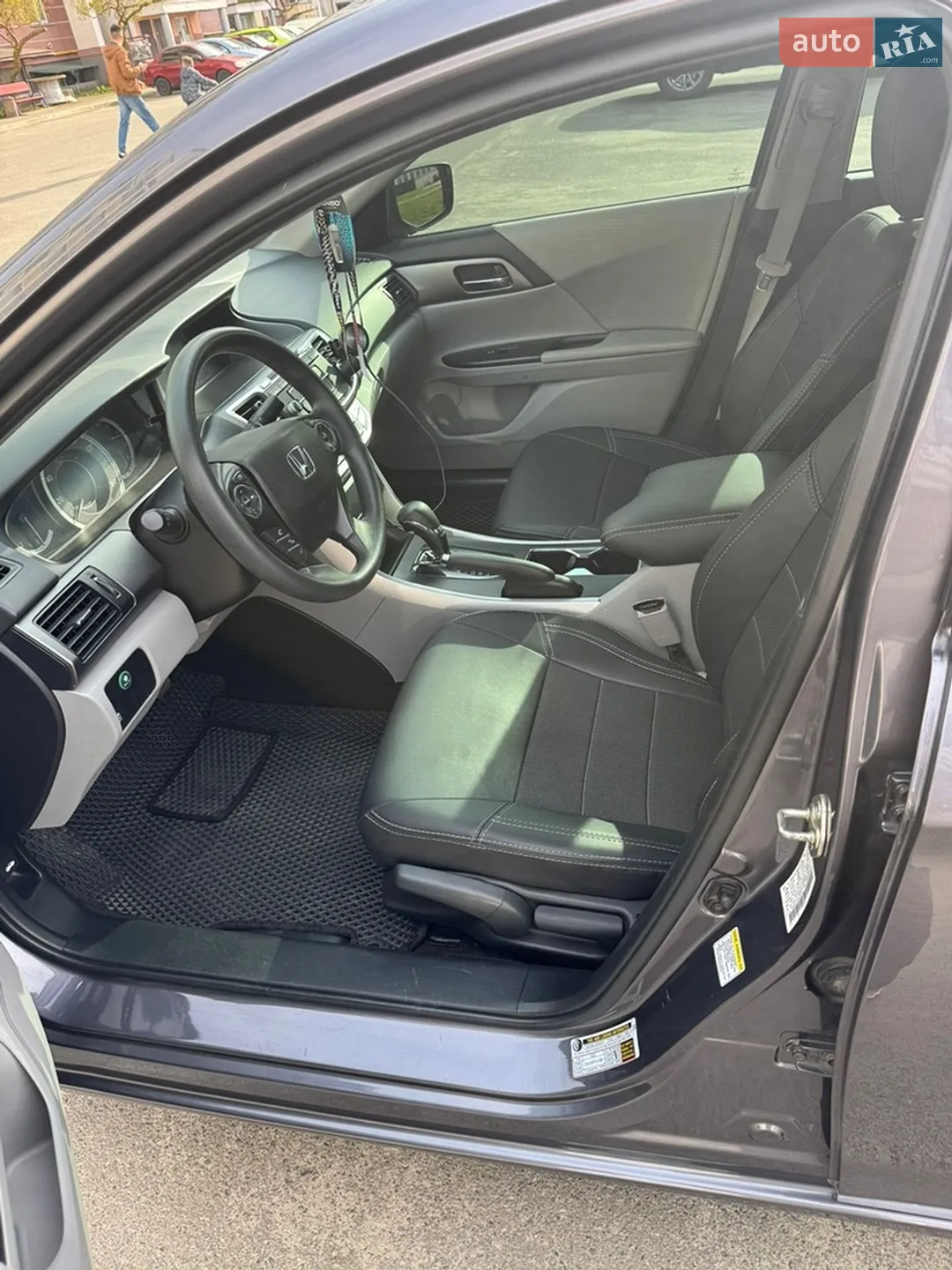 2014 Honda Accord - мініатюра 9