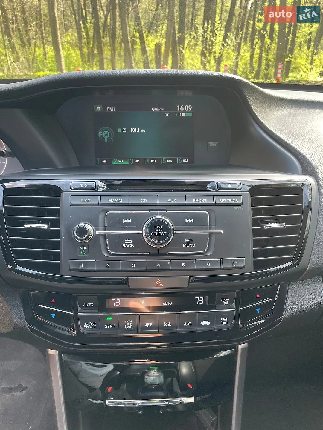 2015 Honda Accord - мініатюра 11