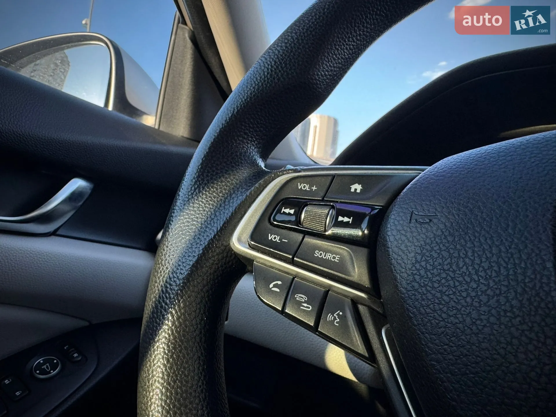 2018 Honda Accord - мініатюра 50