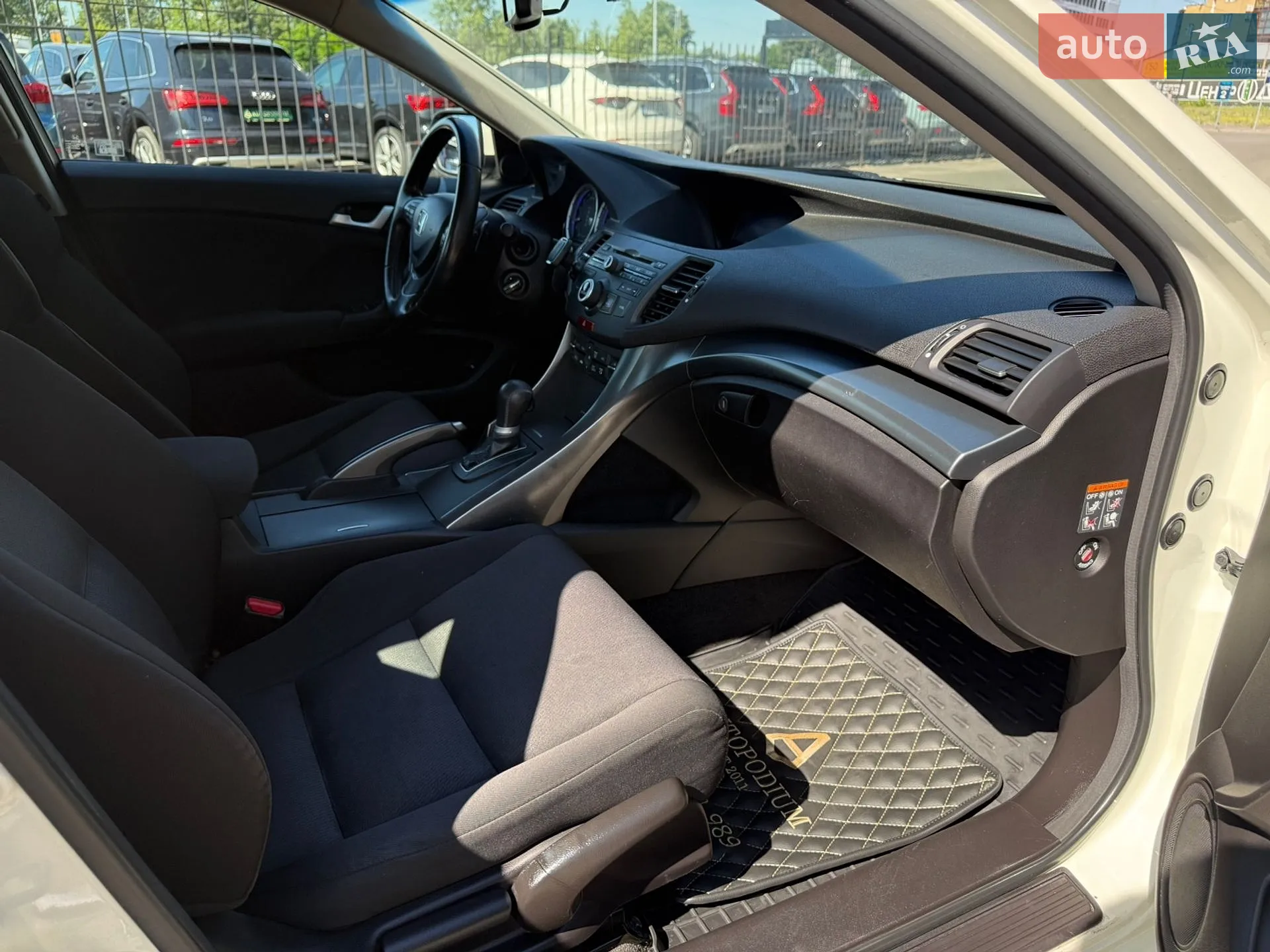 2011 Honda Accord - мініатюра 19