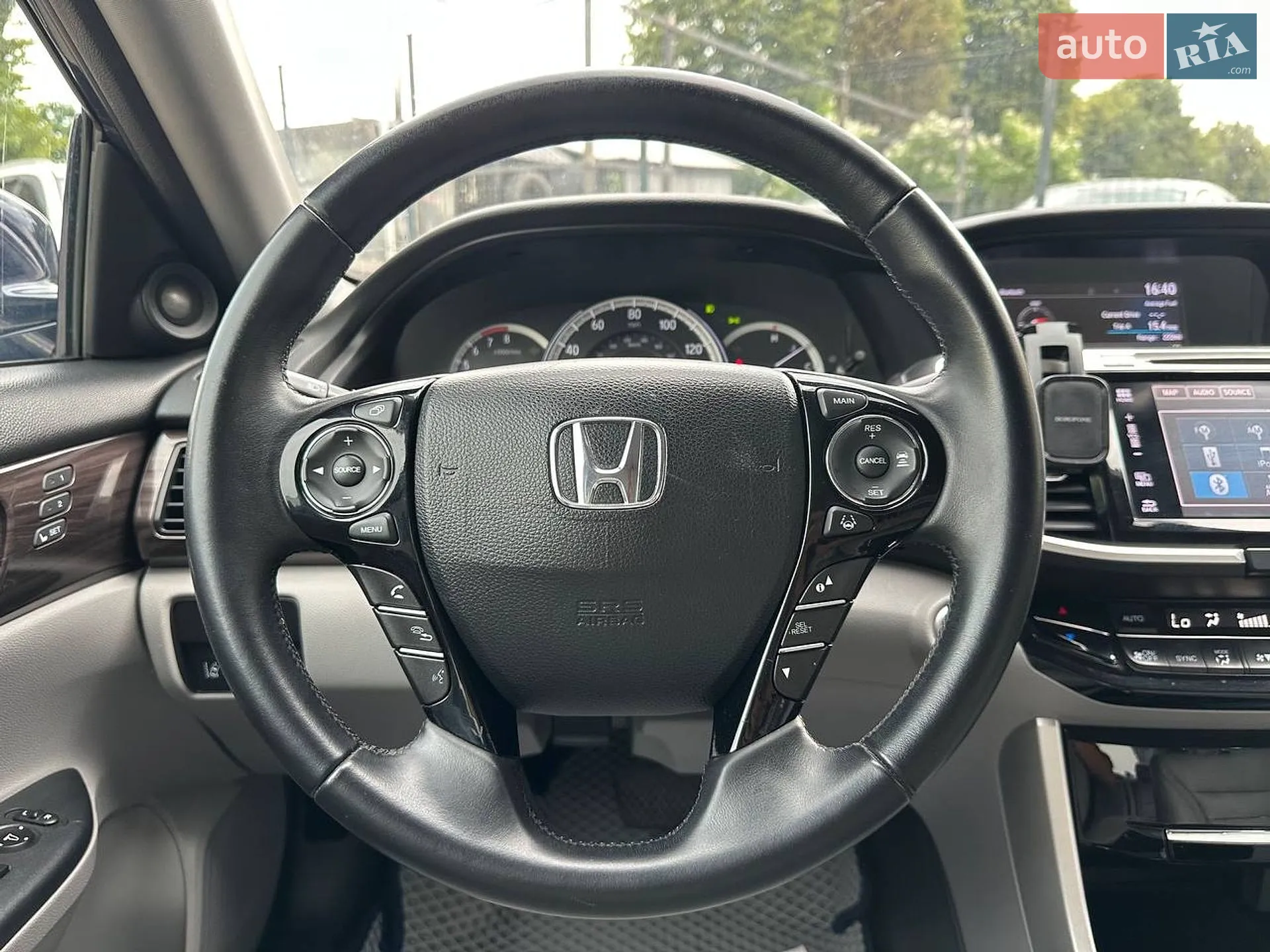 2016 Honda Accord - мініатюра 13