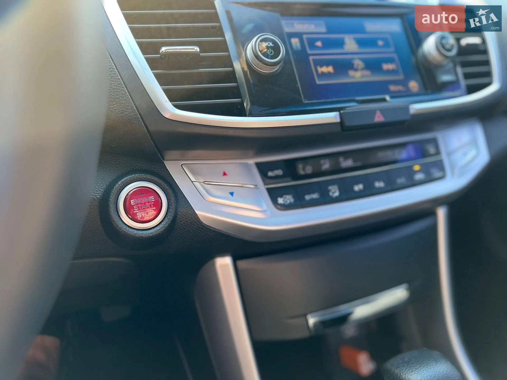 2012 Honda Accord - мініатюра 25