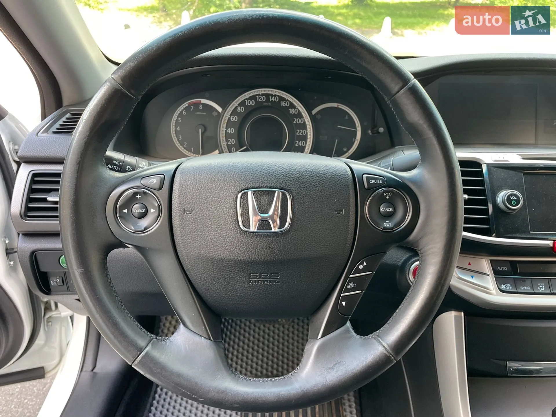 2013 Honda Accord - мініатюра 25