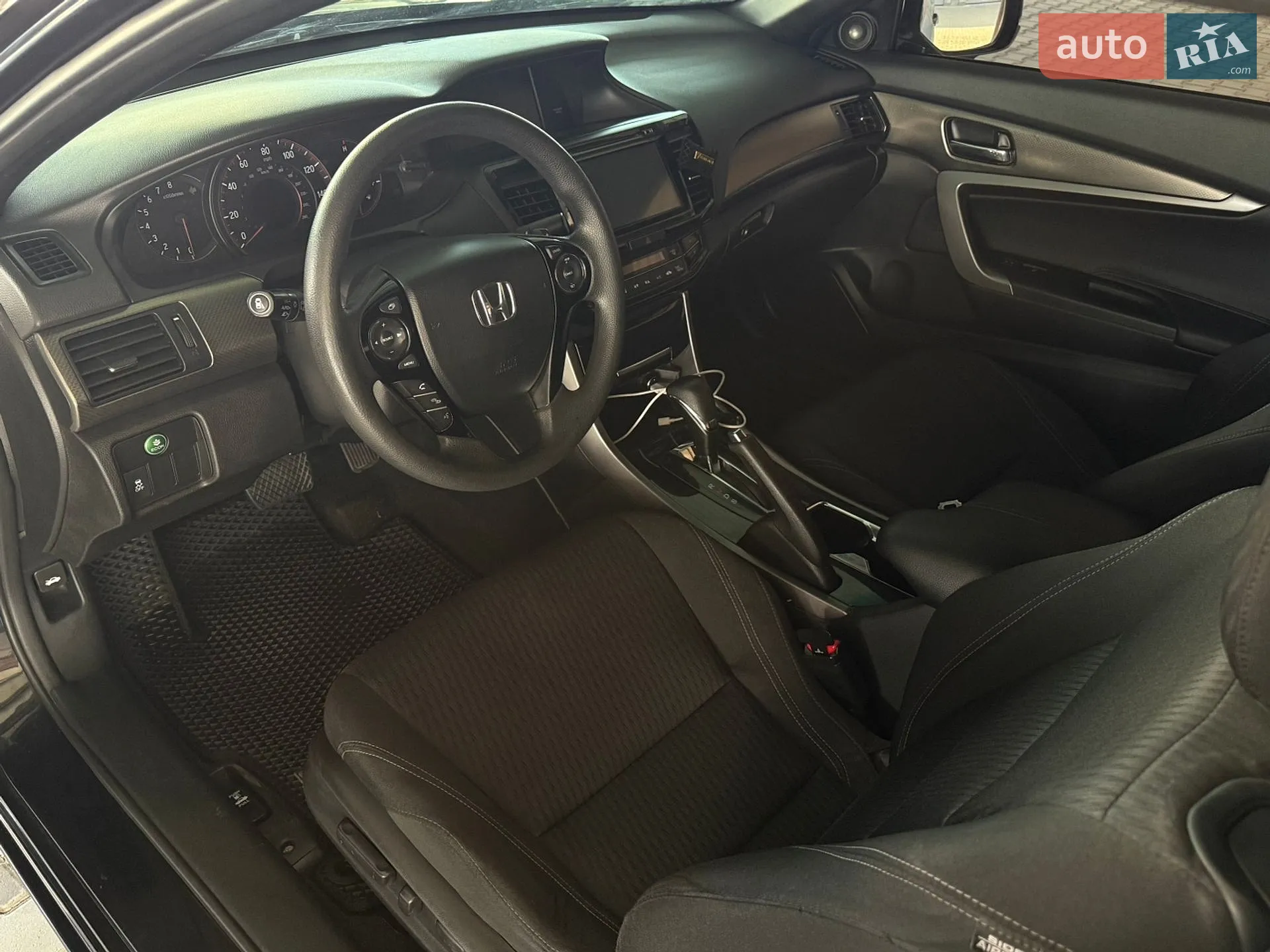 2015 Honda Accord - мініатюра 12