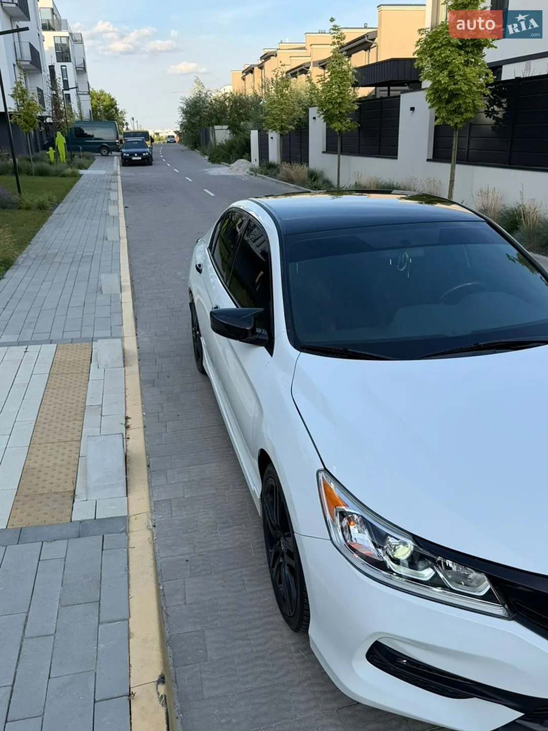 2016 Honda Accord - мініатюра 17