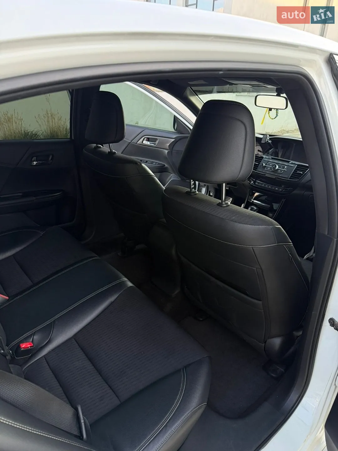 2016 Honda Accord - мініатюра 27