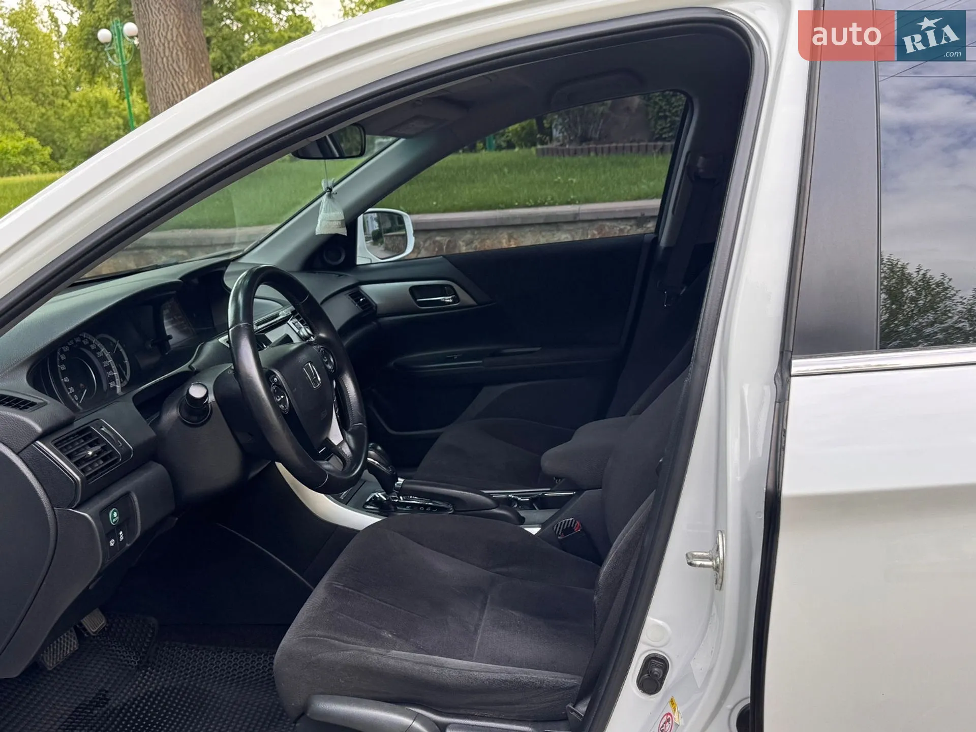 2013 Honda Accord - мініатюра 23