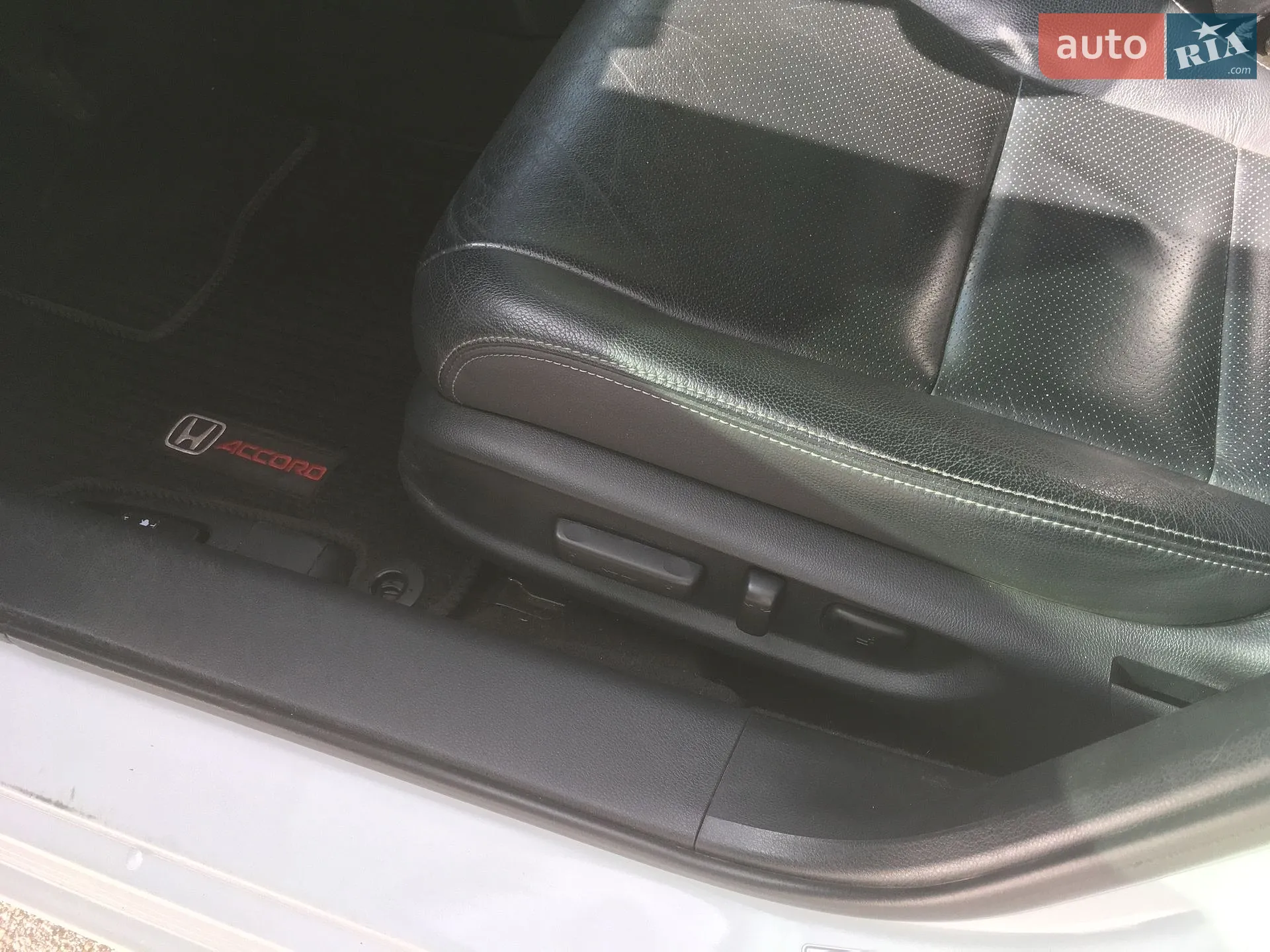 2013 Honda Accord - мініатюра 25