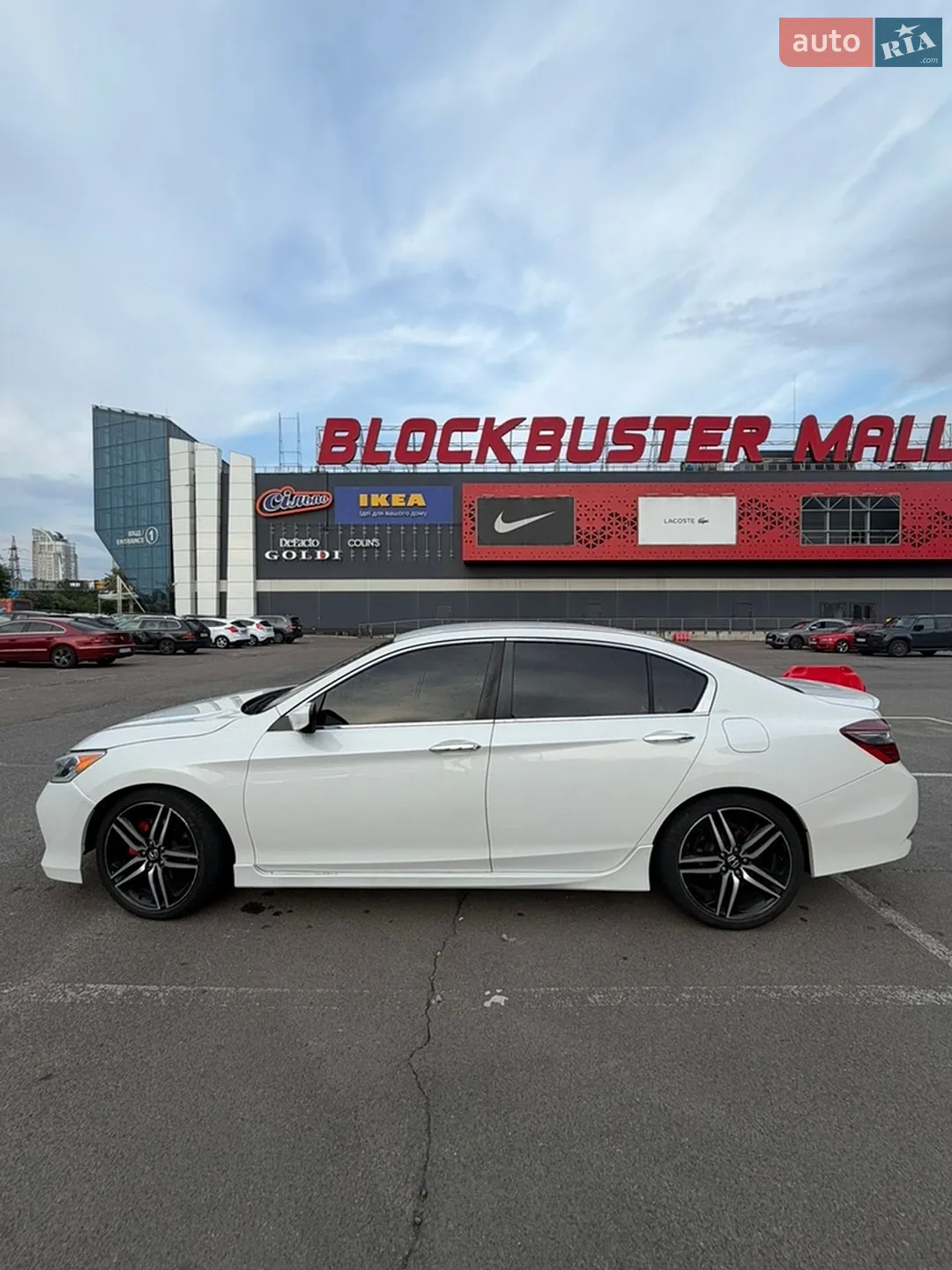 2017 Honda Accord - мініатюра 3