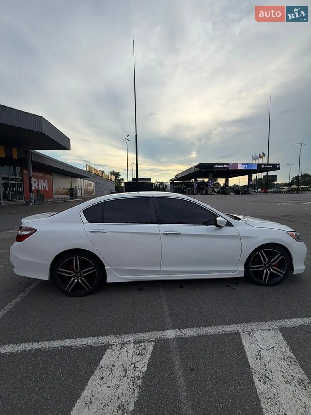 2017 Honda Accord - мініатюра 7