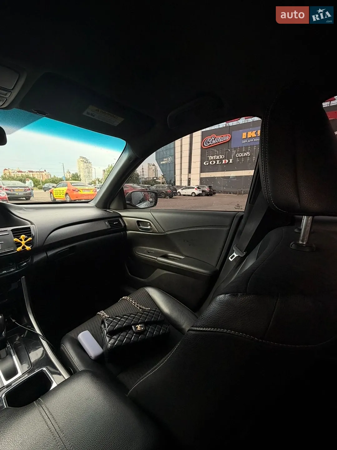 2017 Honda Accord - мініатюра 16