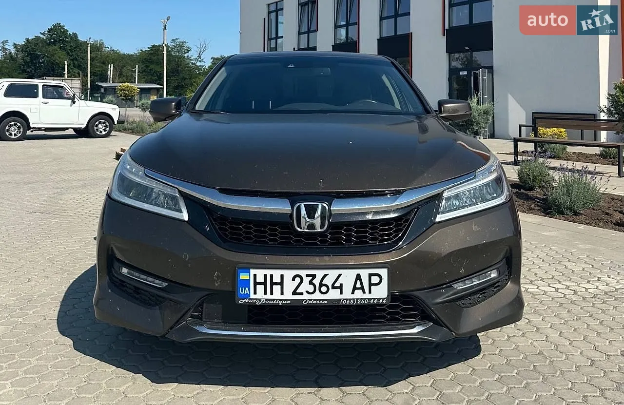 2017 Honda Accord - мініатюра 2