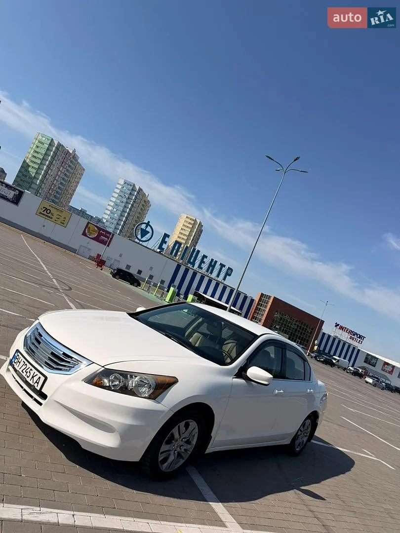2011 Honda Accord - фото 1