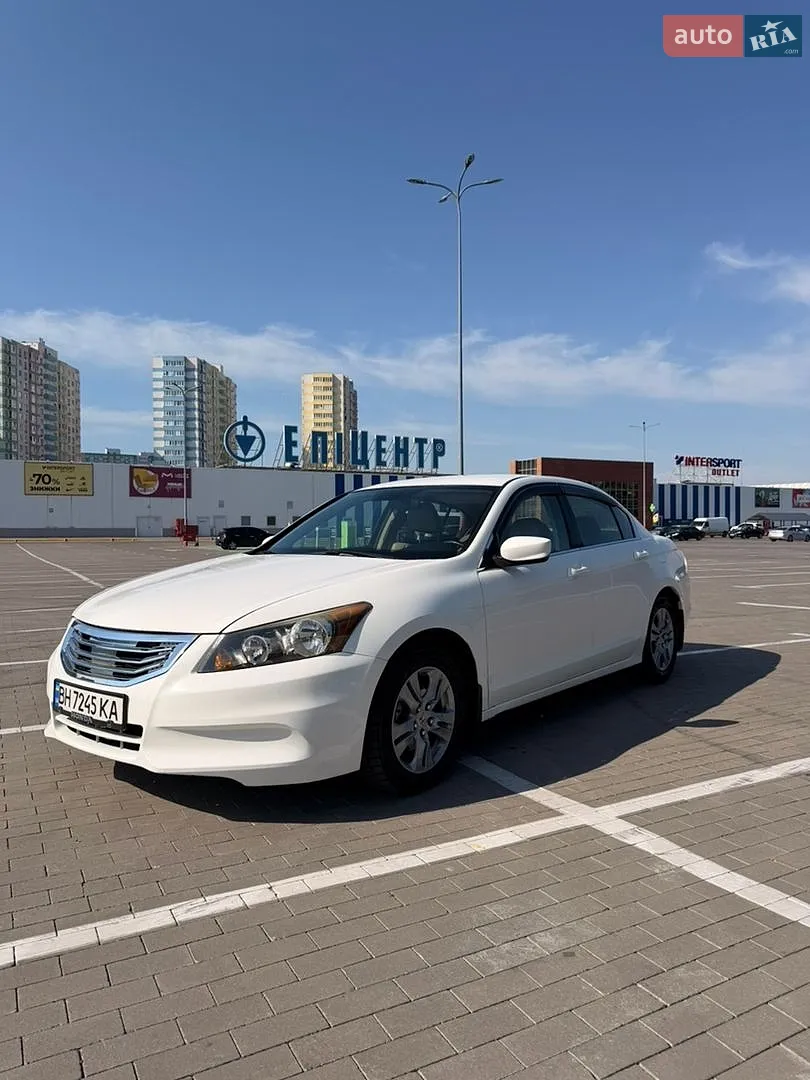 2011 Honda Accord - мініатюра 2