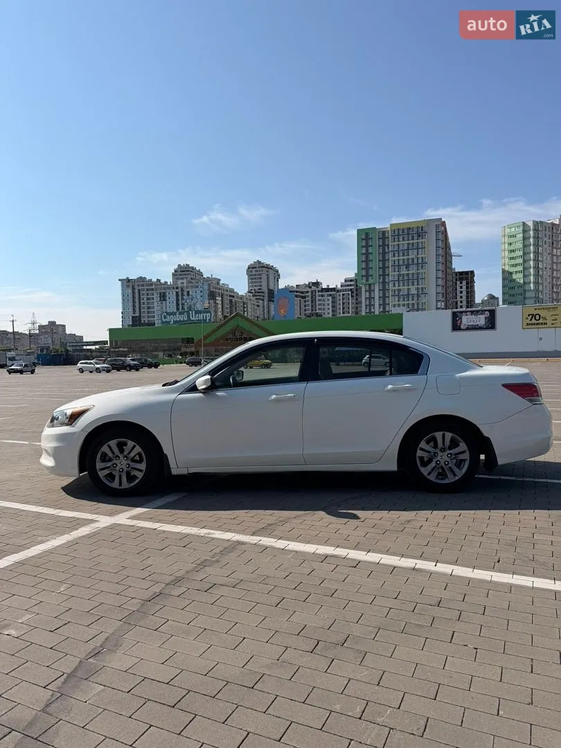 2011 Honda Accord - мініатюра 3