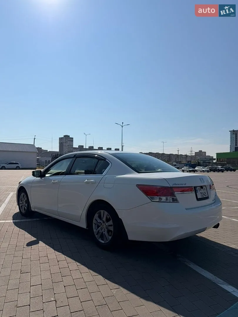 2011 Honda Accord - мініатюра 4