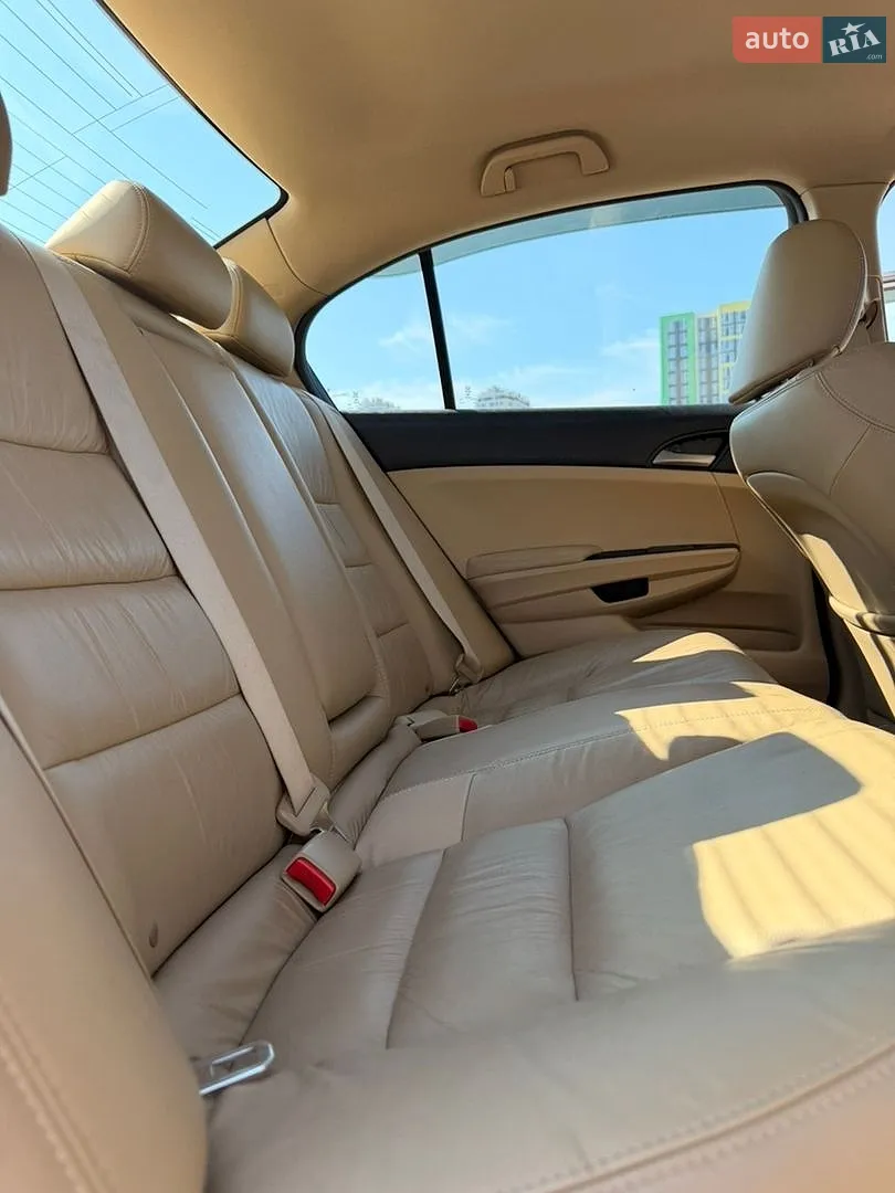 2011 Honda Accord - мініатюра 12