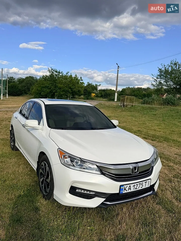 2016 Honda Accord - мініатюра 16